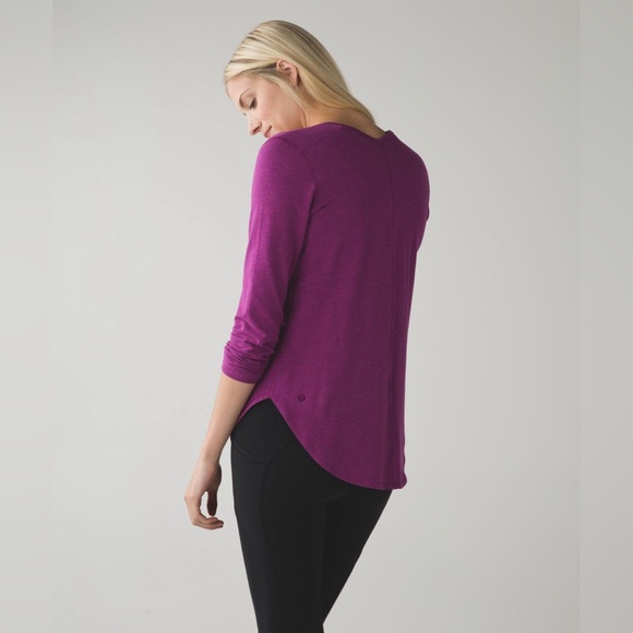 Lululemon Yogini 5 Year Long Sleeve Tee Shirt Size 4 - Picture 3 of 10